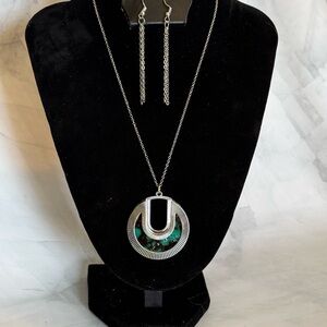 Paparazzi acrylic necklace